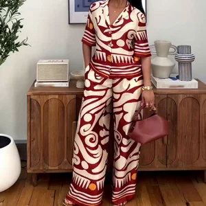 GX6749A Boutique Fashion 2026 Fall Women Clothing Boutique Street Wear Short Sleeve Printed V-neck Tops and Pant 2 Piece Set