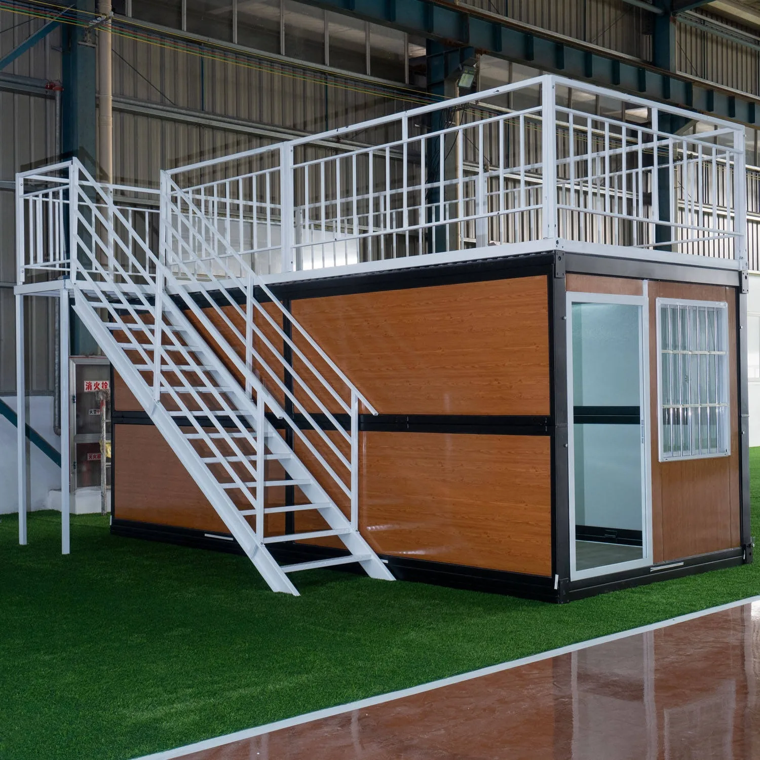 Ready Made to Live in Portable Folding House Movable Prefabricated Tiny Mobile Container Home with Porch