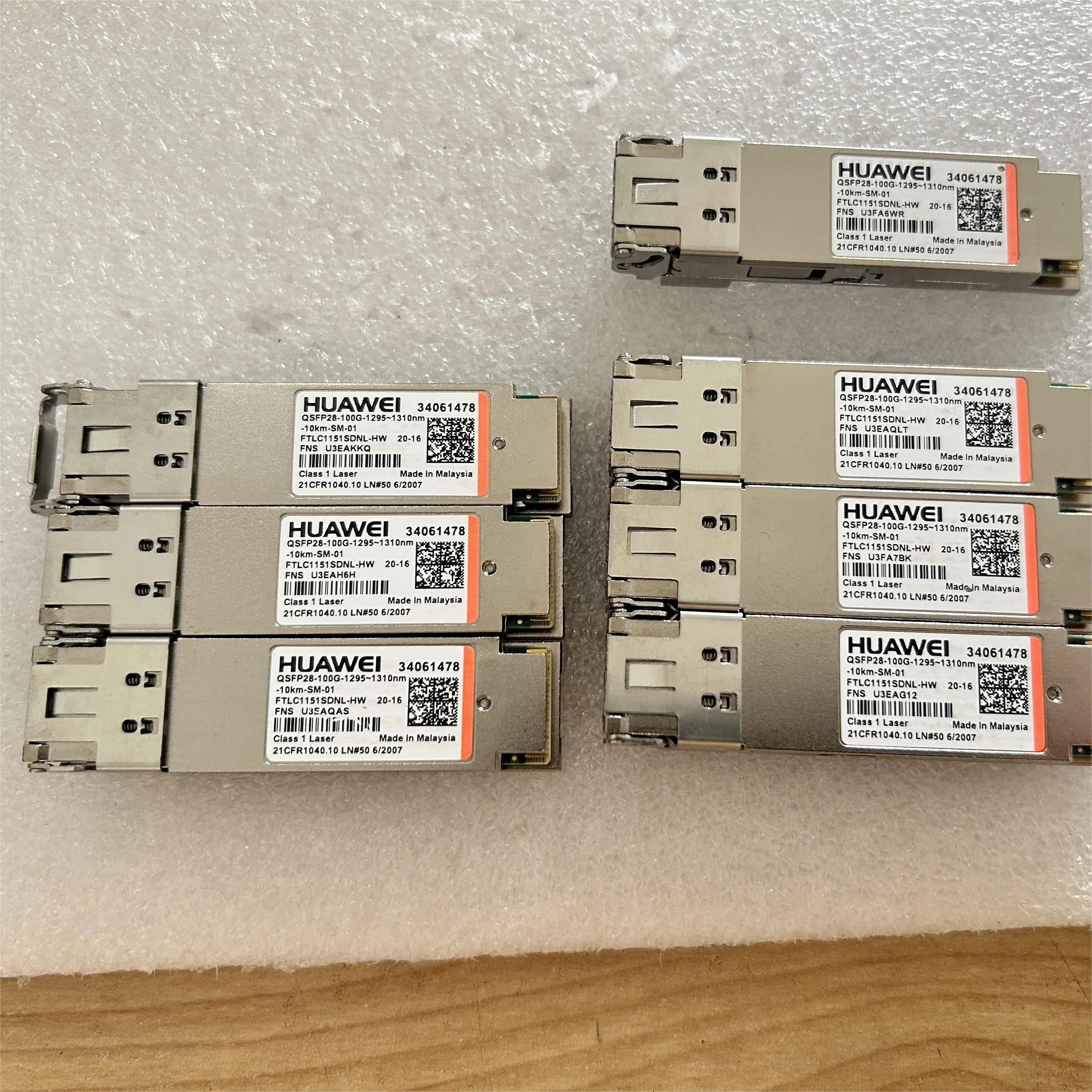 【SEAL限定商品】 OSN900 U32E 34061478 Qsfp28-100g-1295nm~1310nm-10km-sm-01 外付けハードディスク・ドライブ