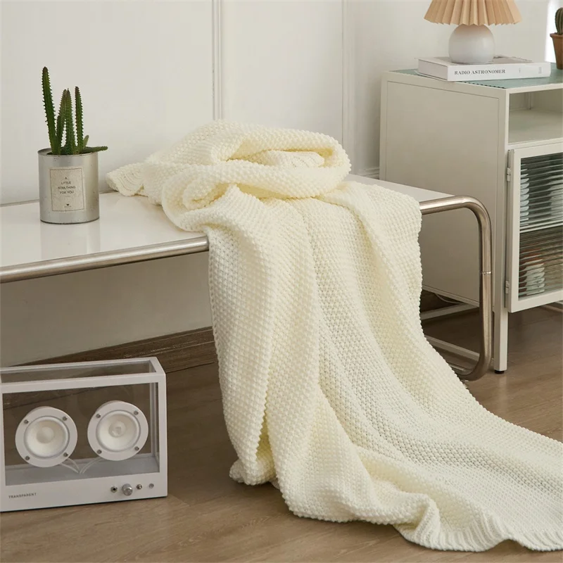 Simple and elegant knitted blankets sold directly by manufacturers suitable for multiple occasions ml manufacture