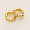 18k color-retaining square beaded ring
