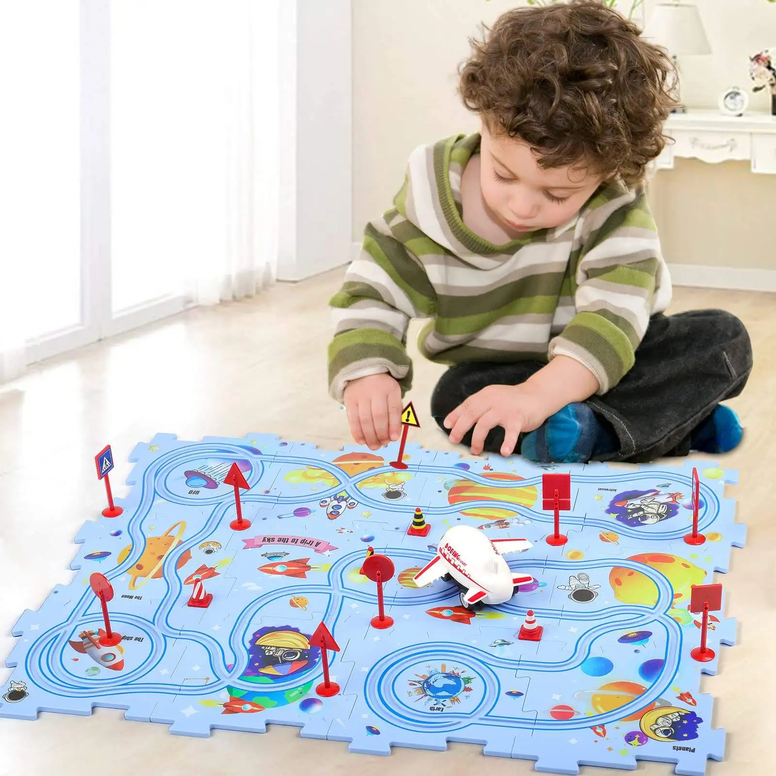 Diy Puzzle Tracks Electric Slot Train Toys Puzzle Track Vehicle Set Educational Toys Battery Operated Car Track Toy for Kids