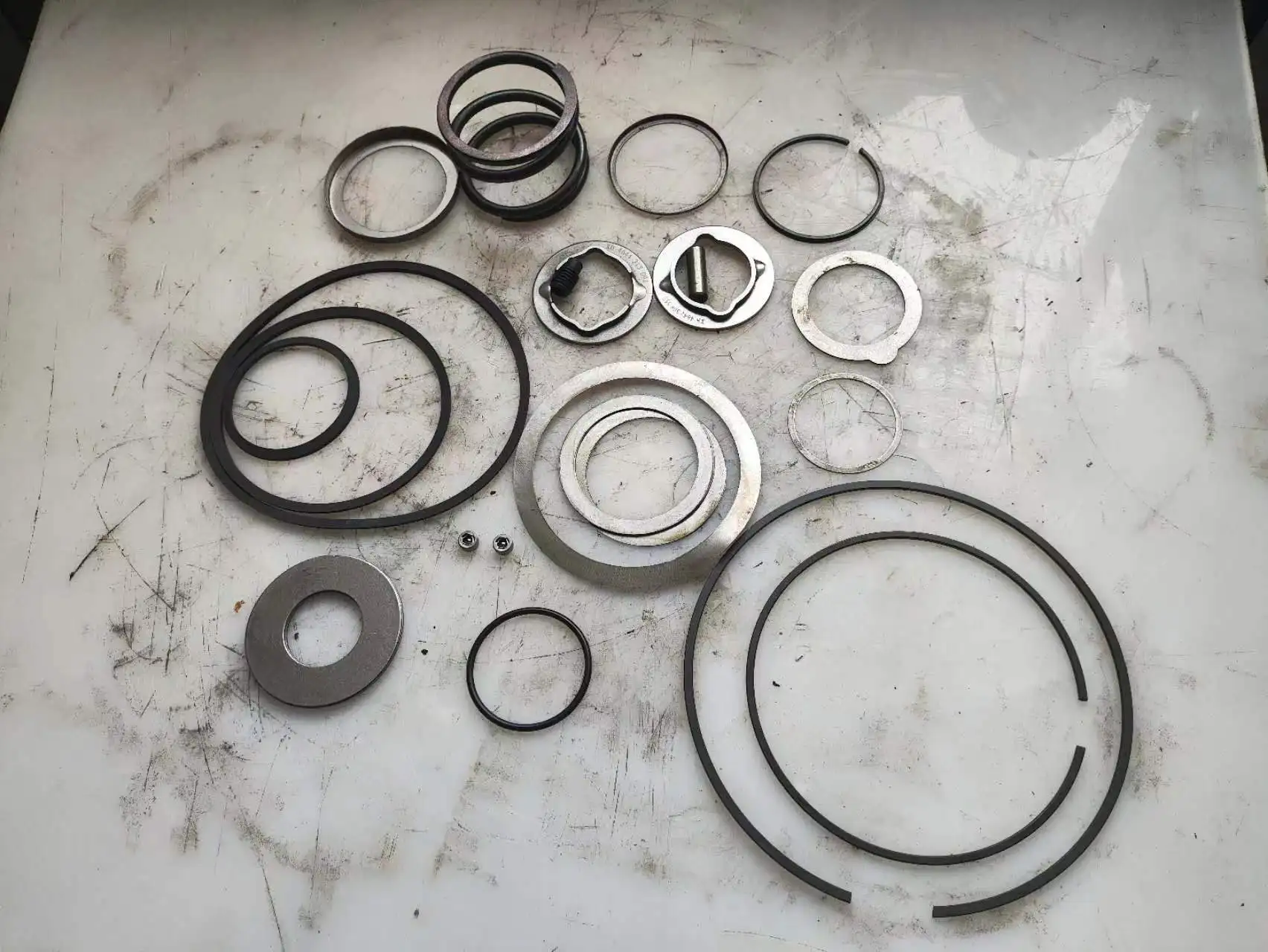 Loader, Roller, Grader, ZF Gearbox 4WG200 6WG200 WG180 YD13 DB132 YL13 Gearbox Spare Parts