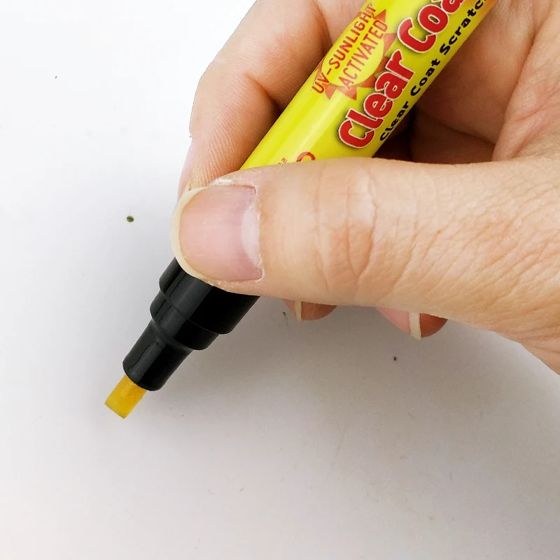 Blister Card Packing  Fix It Pro Clear Car Scratch Repair Remover Pen