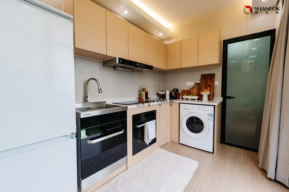 Mobile Prefab Cabin House Soundproof Modular Home Hotel Office Pod House Apple Cabin With Bedroom