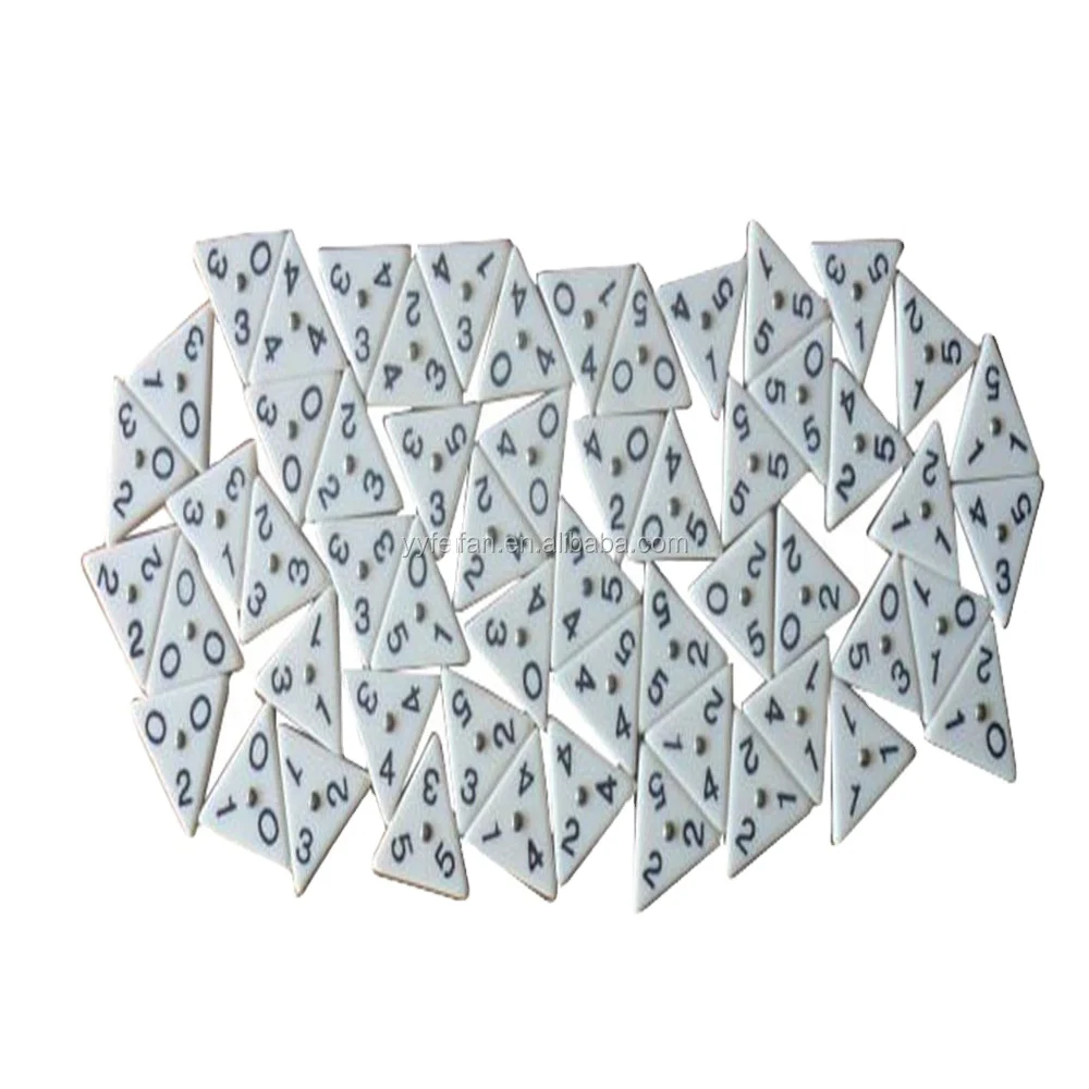 Promo Domino Triangulaire Xl, Qui Suis-je ? Xl Mikado Xl chez GiFi