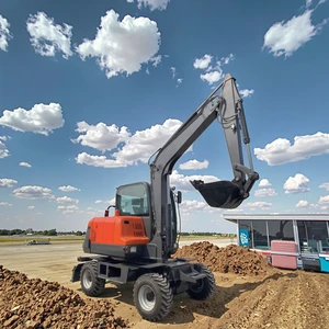 Ce Certificate Wheeled Excavator 6 Ton Wheel Excavator with air Conditioner