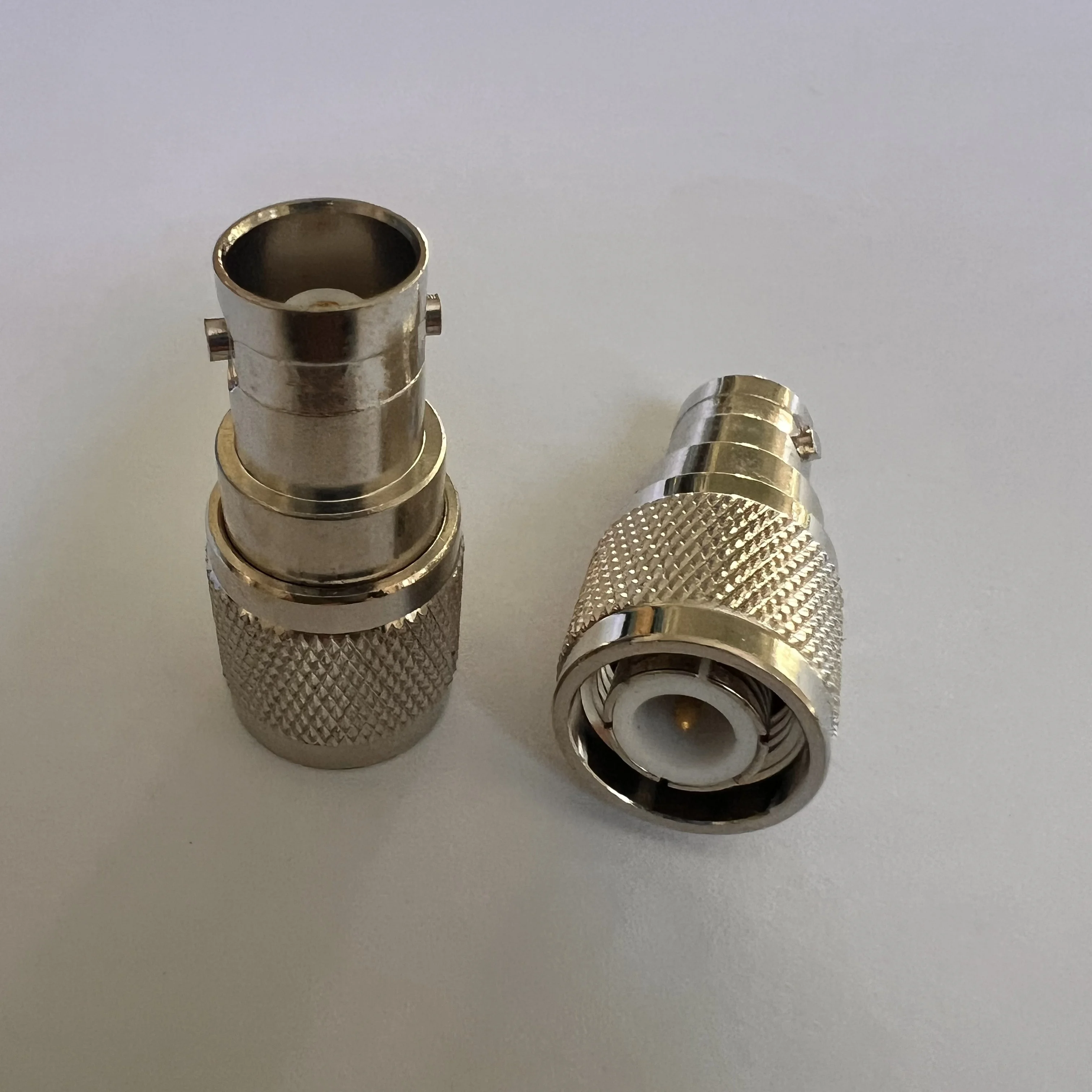 Fast Supply TNC/BNC-JK Connector TNC Male to BNC Female Adapter Connector supplier