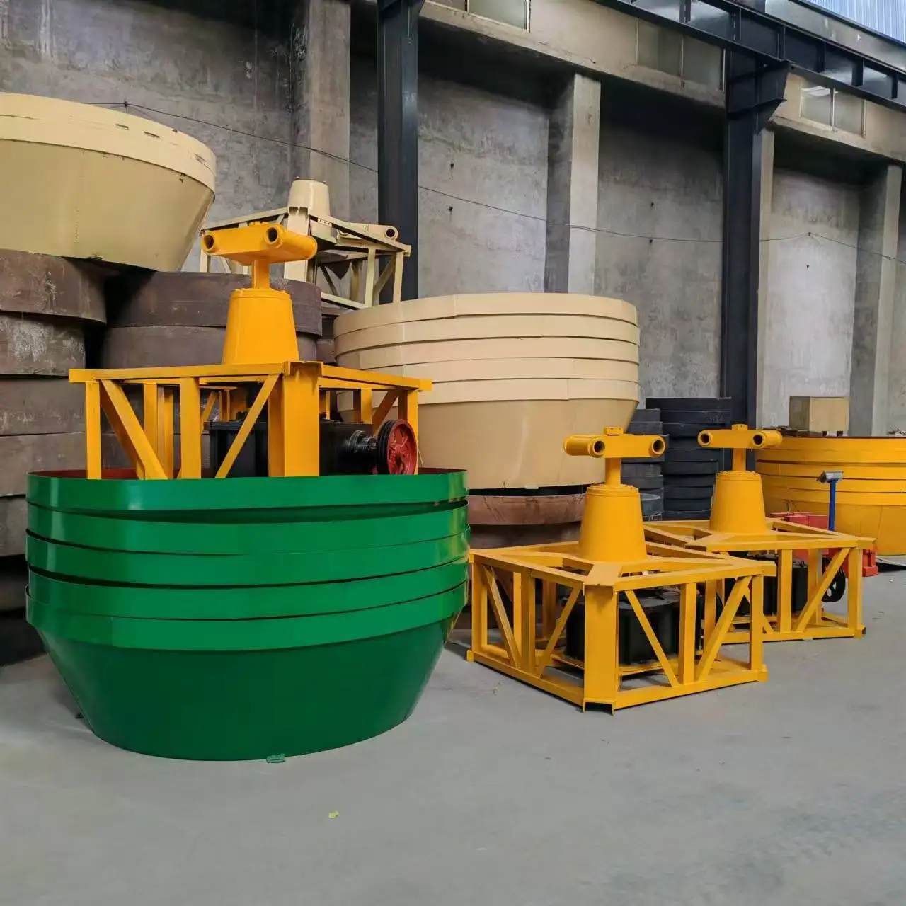 Diesel Engine 1000 Round Two Wheels Gold Ore Wet Pan Mill With Gold Concentrator for Sale