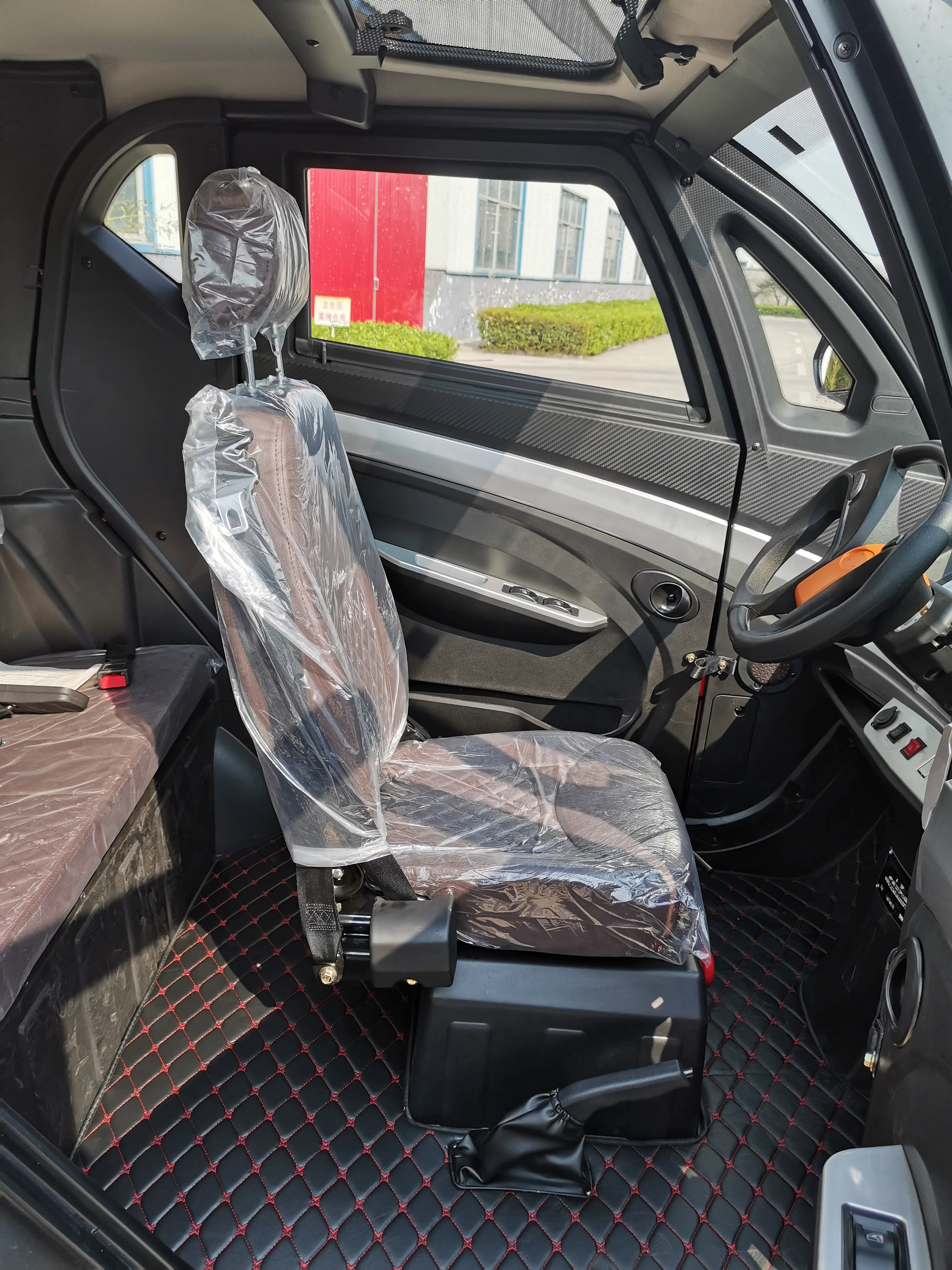 Подержанные автомобили по самой низкой цене, произведенные в Китае, одобрены сертификатом EEC