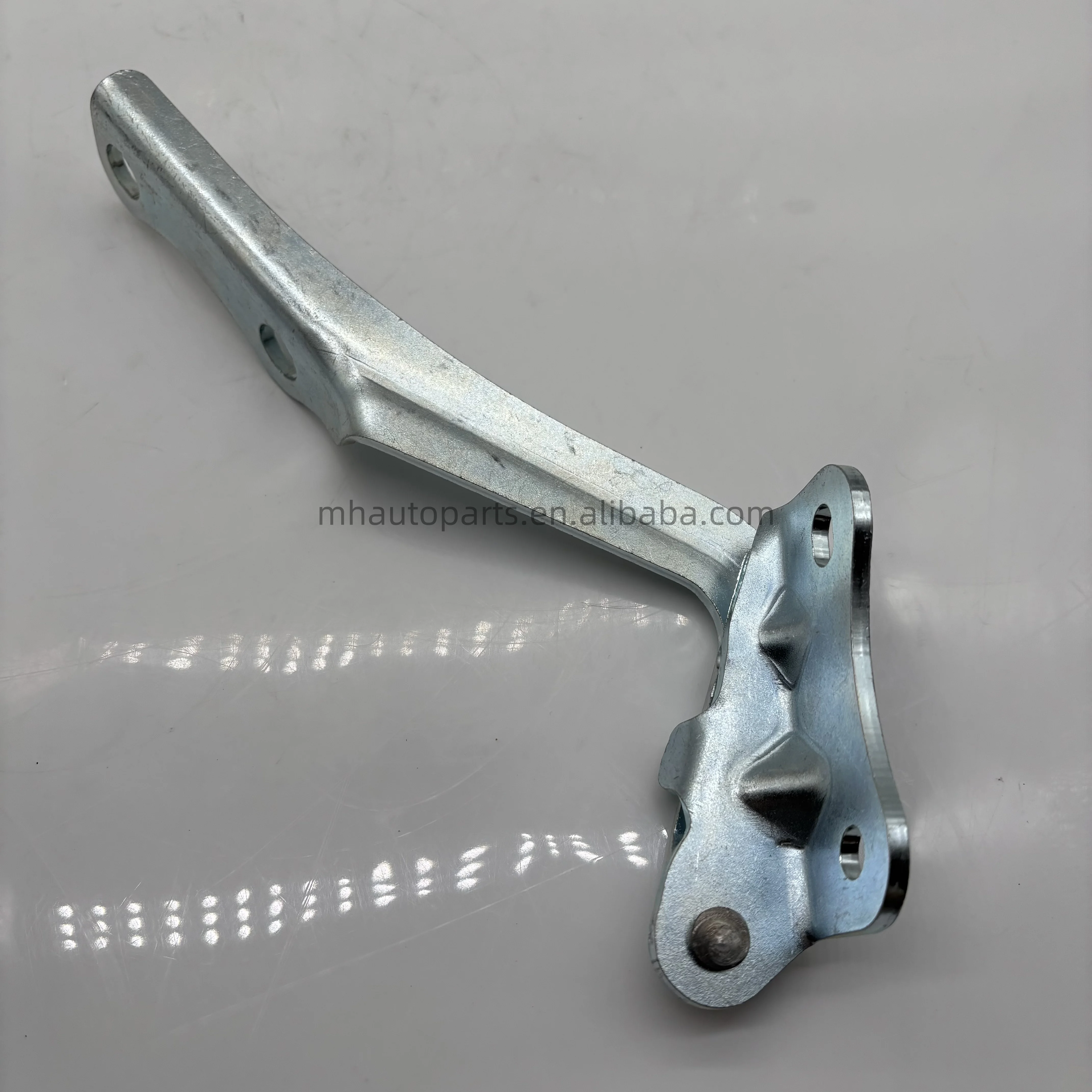 Hood Hinge 53410-60100 for Toyota Land Cruiser HZJ79
