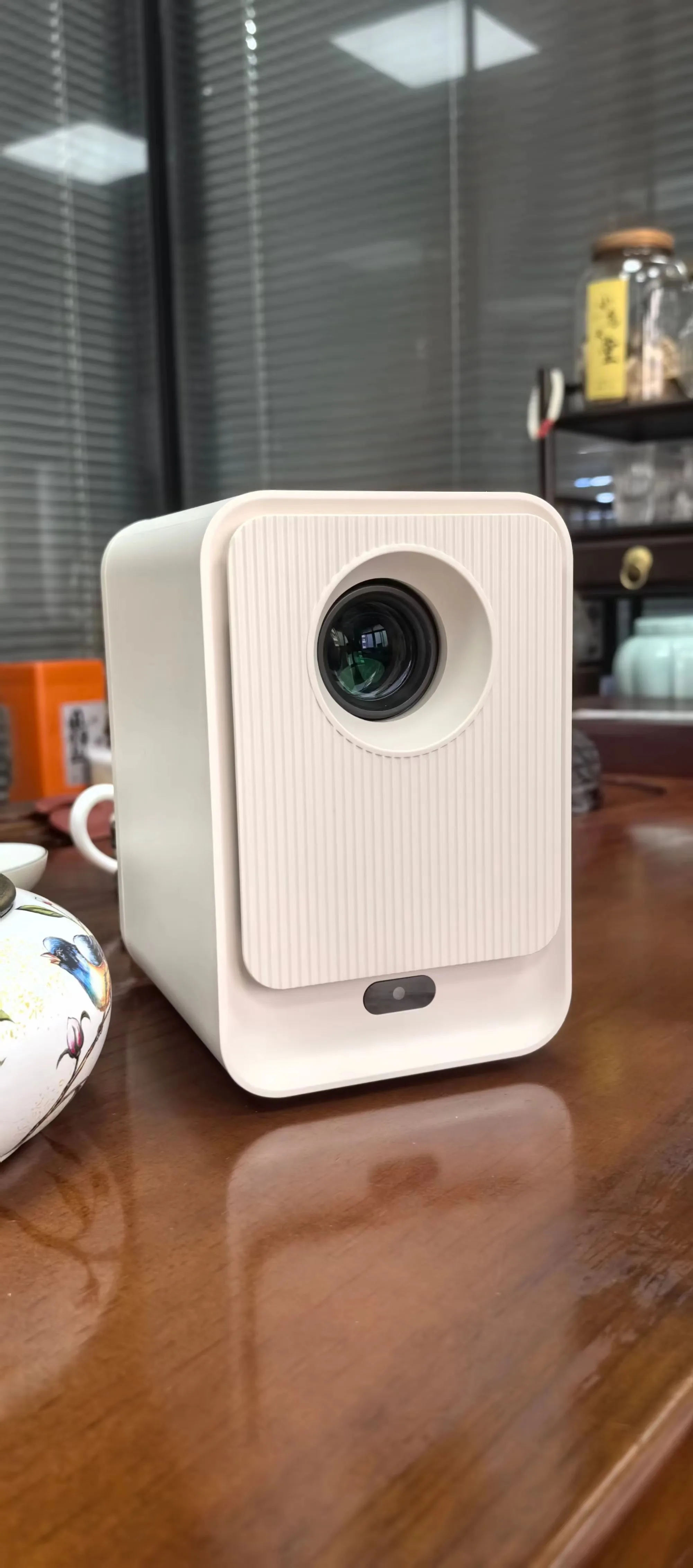 HP30 スマートプロジェクター 230ANSI 230ルーメン オートフォーカス