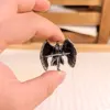 Single pendant without chain
