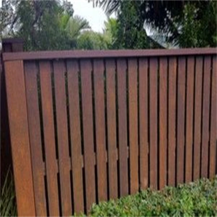 Декоративная сетка изгородь. Надставить забор сверху. Забор из реек профнастила горизонтальный. Забор из профиля металлического. Сверху забора чем закрыть.