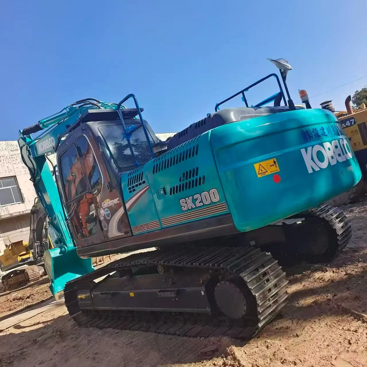 Original Japan KOBELCO SK200 Second Hand Excavator Good Condition