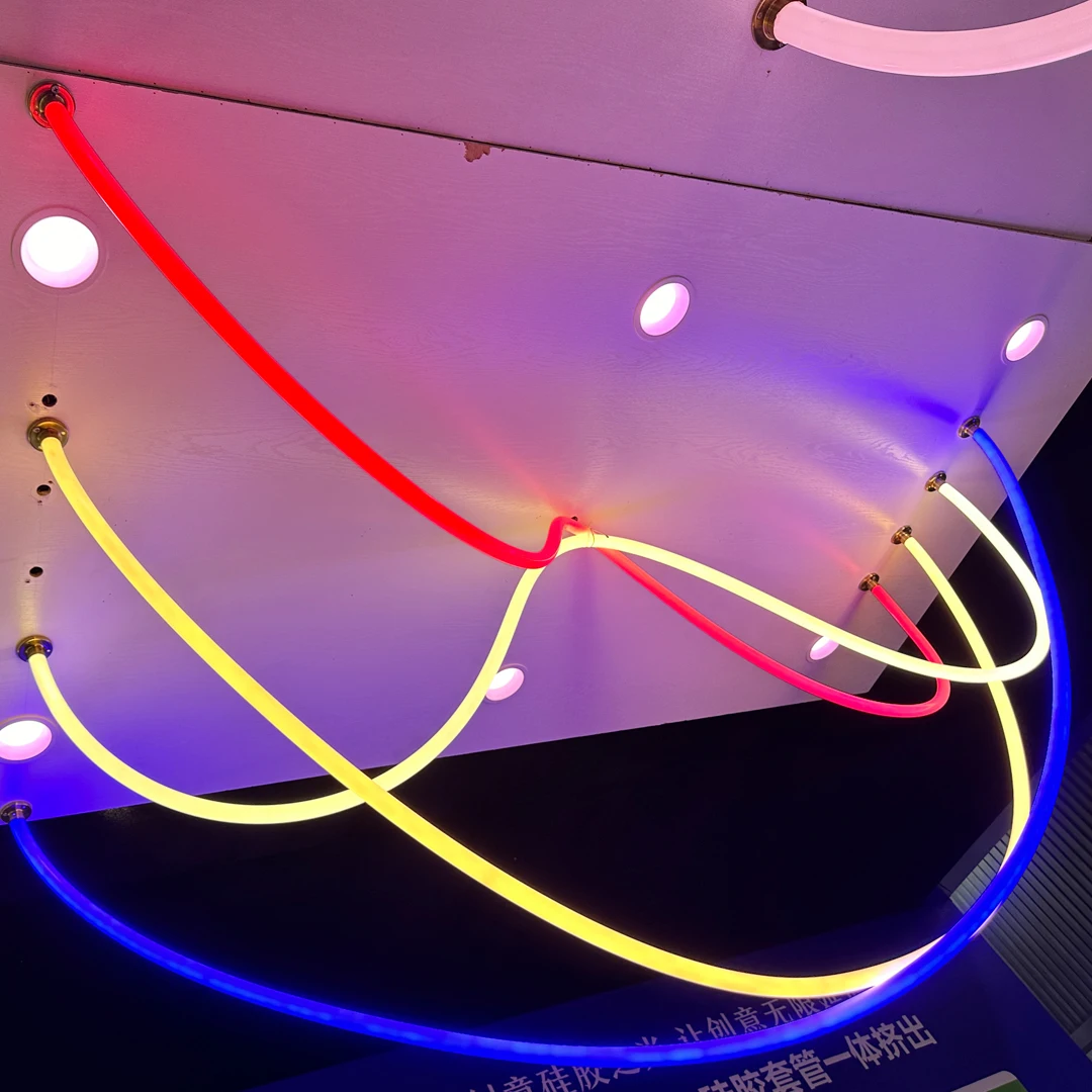 360 градусов RGB неоновый Светодиодный линейный подвесной светильник 3000K 4000K 6000K красный зеленый цвет офисный ресторан люстра