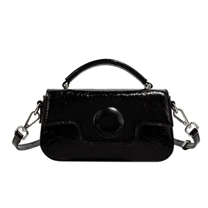 2026 Ladies Luxury PU Leather Crossbody Handbags Thread Pattern Fashionable Bag Lock Decoration for All for Summer Spring