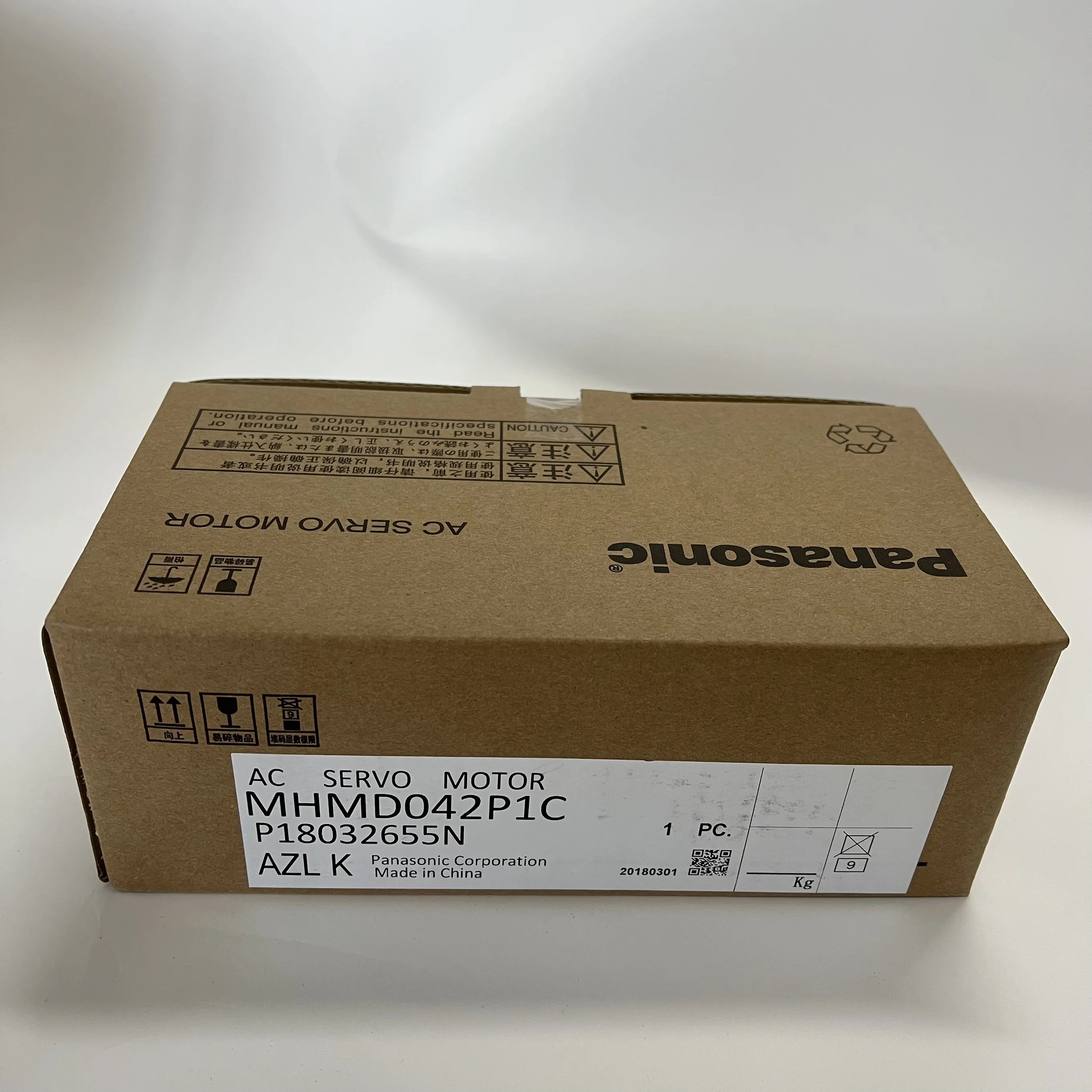 Panasonic AC Servo Motor MHMD042P1C