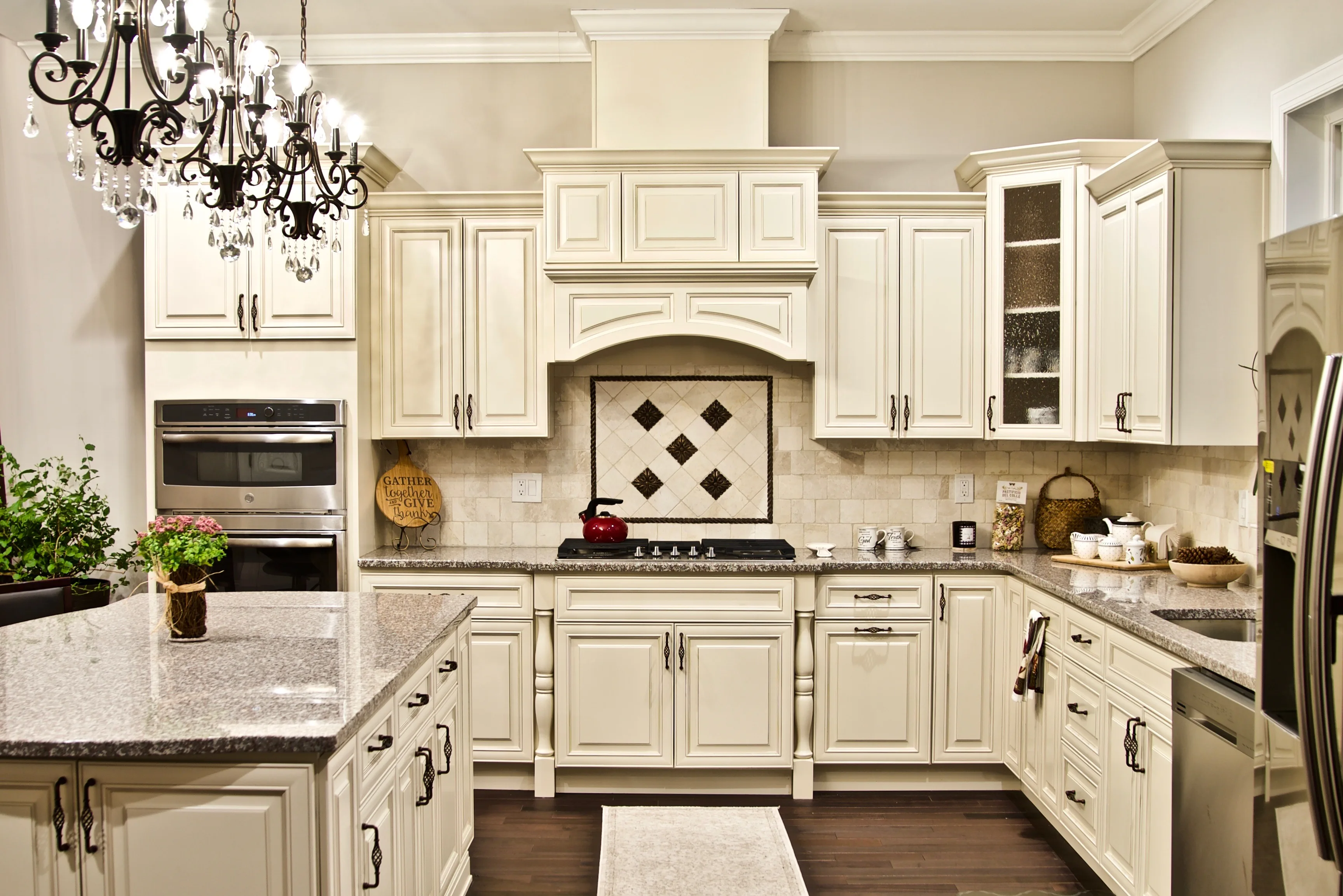 High end  European style modular cream white solid wood kitchen with island design cabinet details