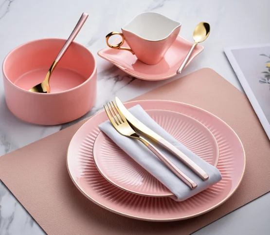 Golden stainless steel steak knife, fork and spoon set of 4 pieces