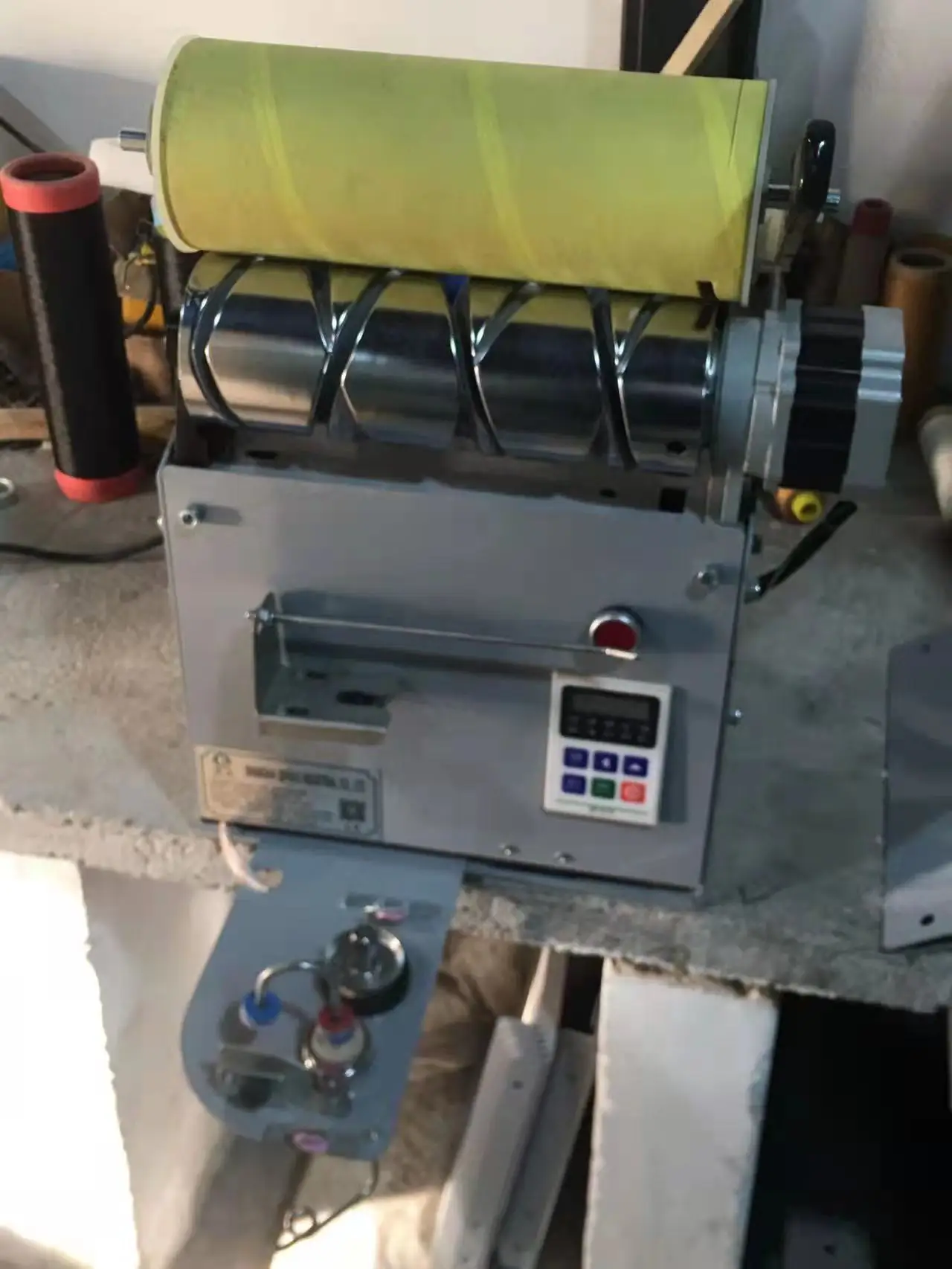 Textile Machinery Semi-Automatic Small Cone Winding Machine