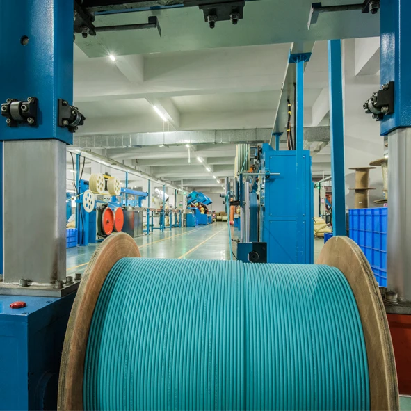 20 лет оптоволокно производитель поставляет многожильный волоконно-оптический кабель волоконно-оптического кабеля