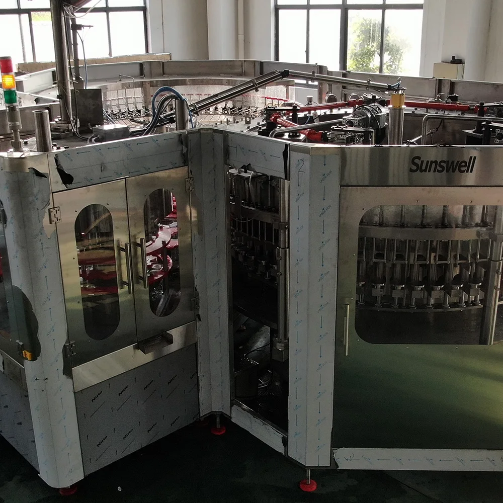 Высокоскоростная автоматическая машина для розлива пива в бутылки