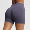 Pantalones cortos gris púrpura