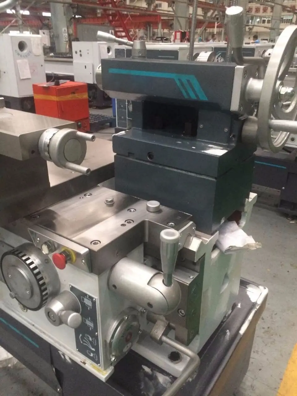 CDS6220 Large Spindle Hole Metal Turning Lathe Machine Feinmechaniker Drehbank Metal