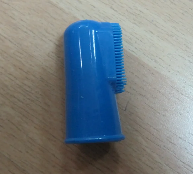 Pet Soft Finger Toothbrush, High Quality, Easy to Use