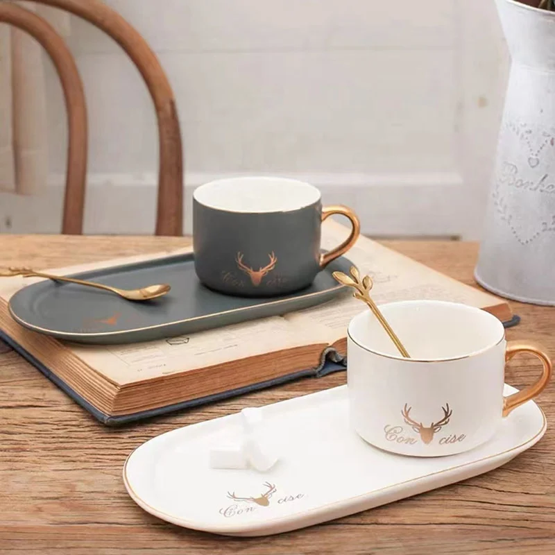 Drinkware Ceramic Tea Cup and Saucer Set Elegant Mug Royal Fine China Bone China With Gold Line Coffee Mugs