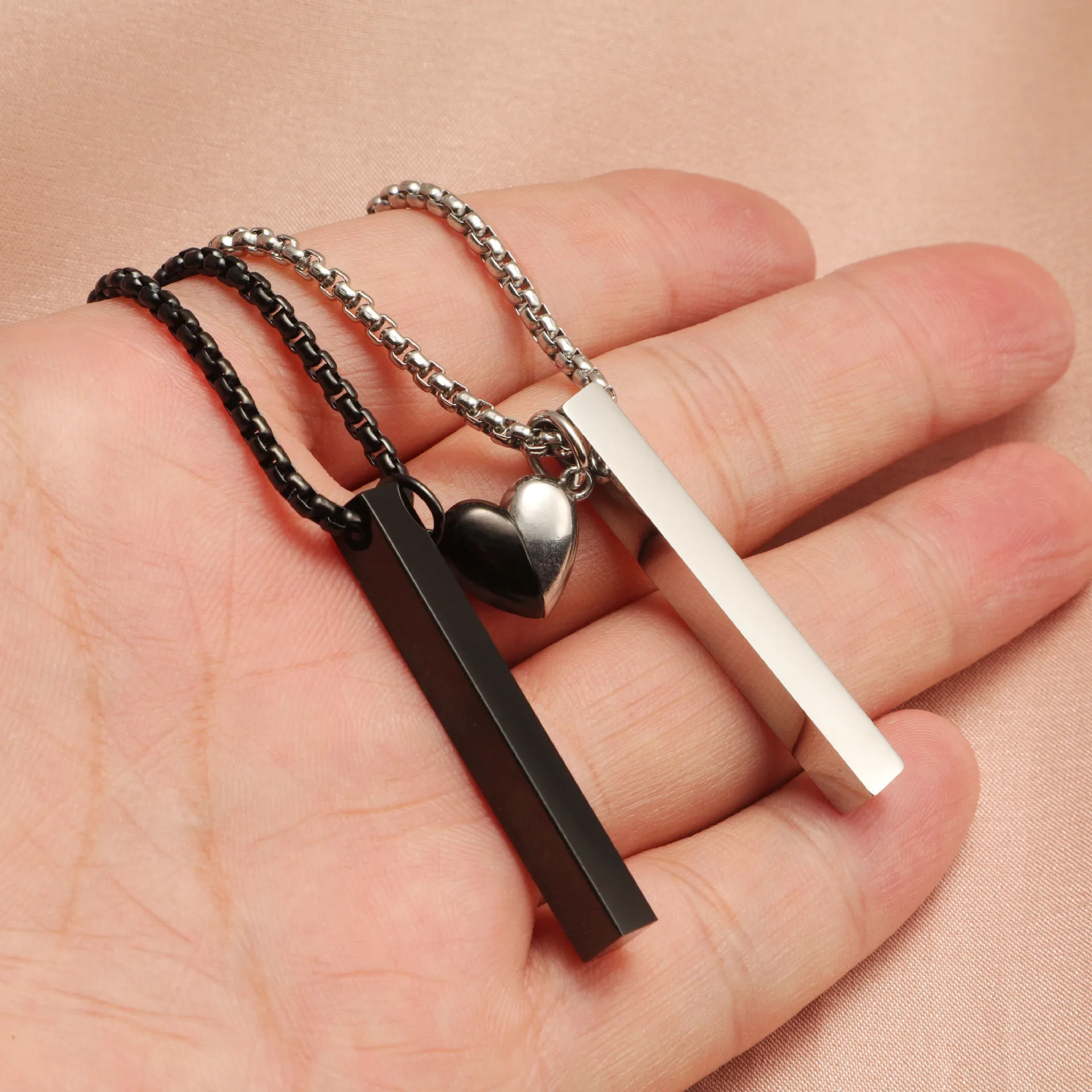 Bar Magnetic Split Heart Necklace