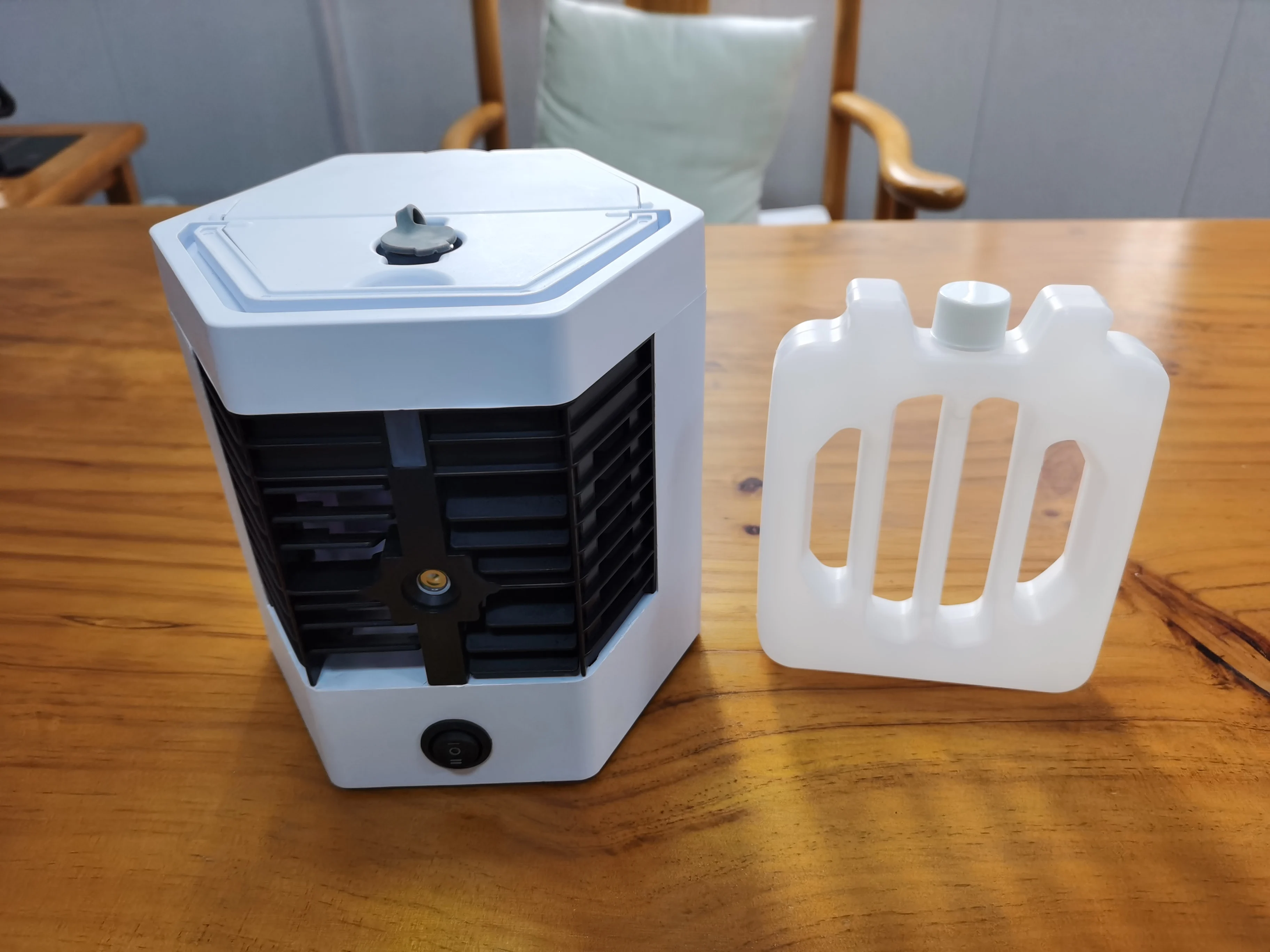 Mini Air Conditioner Portable USB Powered Evaporative Cooler