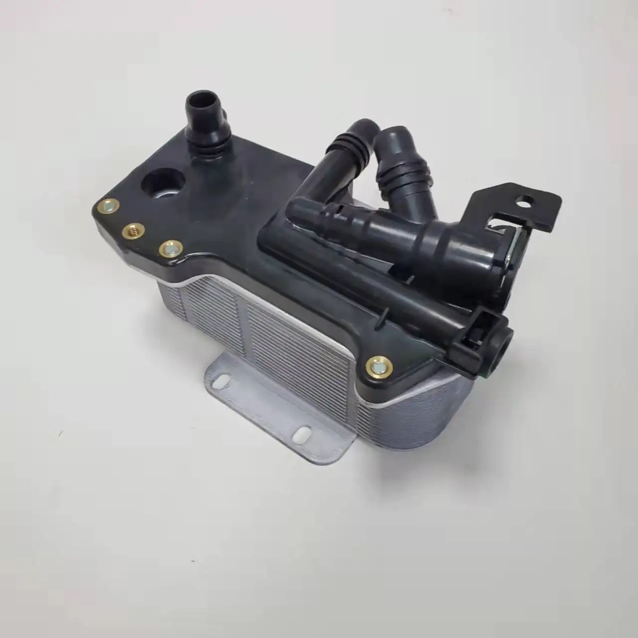 17217638582 F10 Car Parts Transmission Engine Oil Cooler For Bmw F10