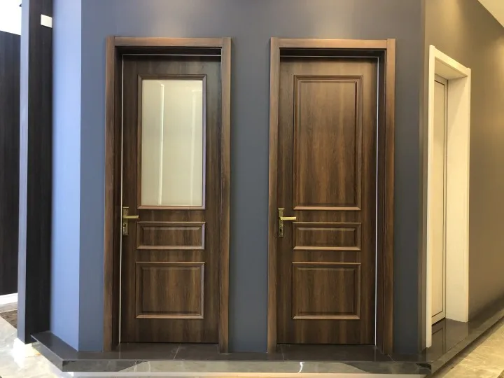 盈康价格便宜门pvc pvc内饰puertas puc防水门带框