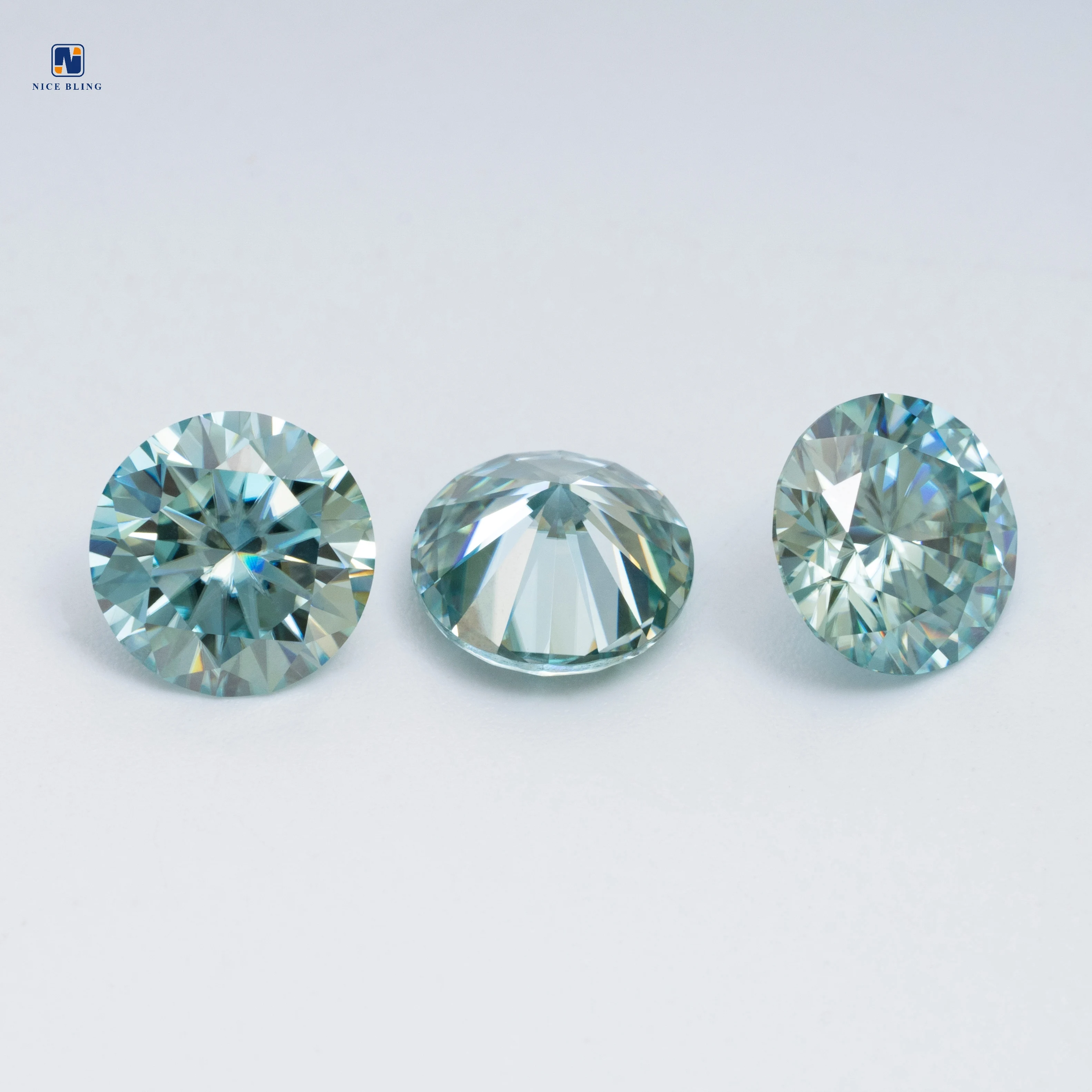 Factory Direct Sale Loose Moissanite Stones High Quality Light Green Round  Cut Moissanite Diamonds