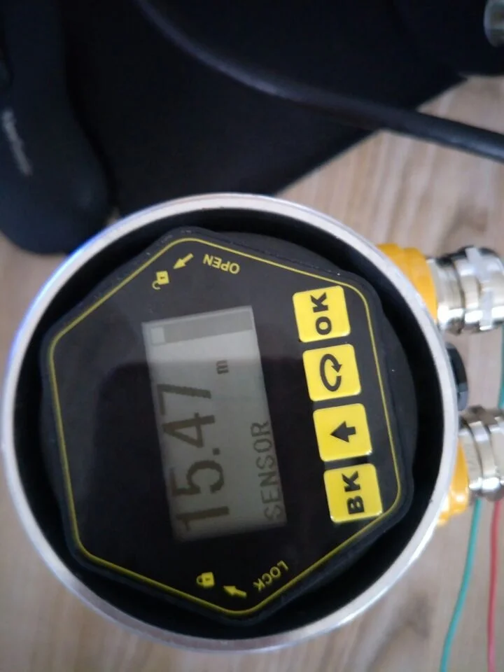Ultrasonic Level Transmitter Silos and Oil tank Level Sensor Radar Level Transmitter