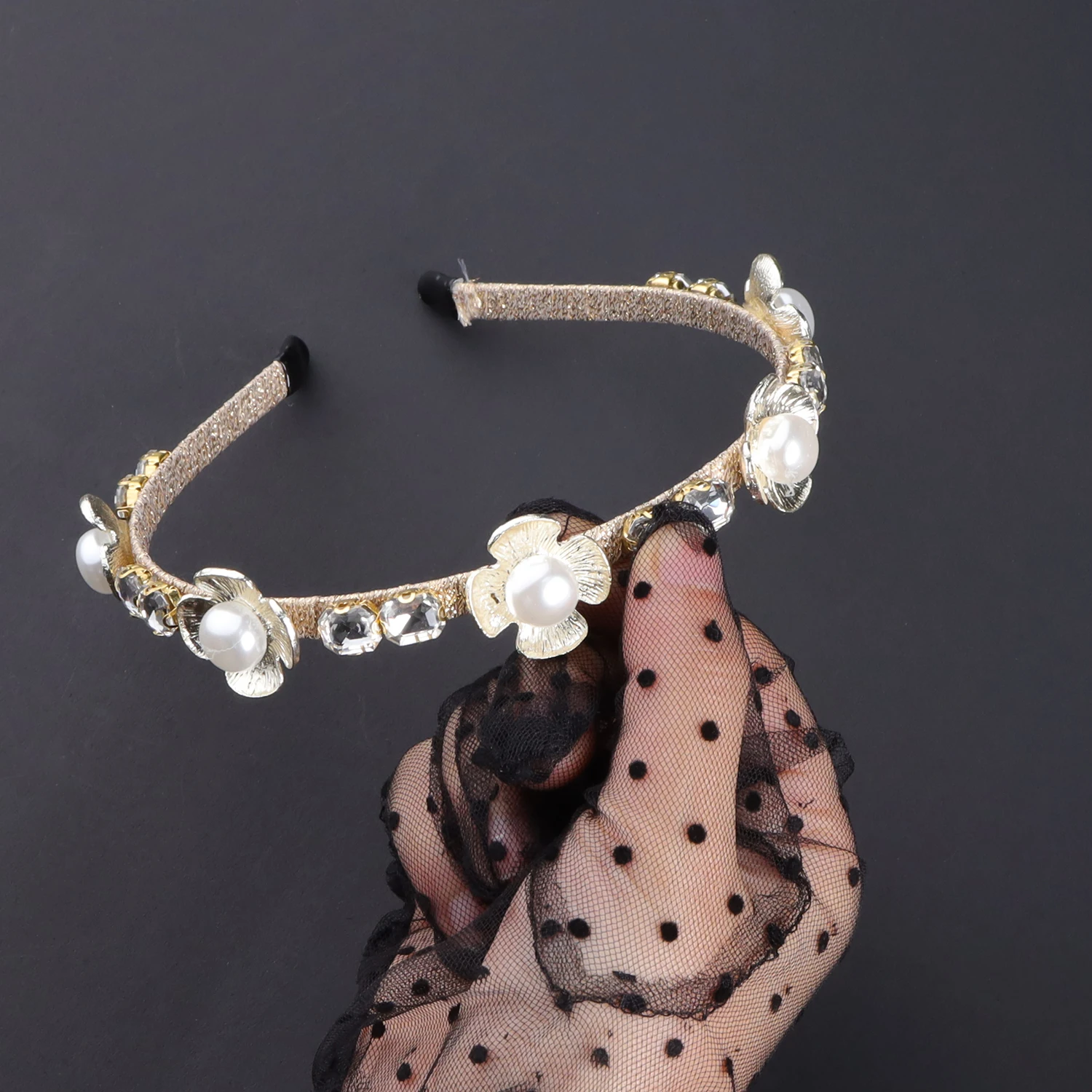 Женская повязка на голову с блестками