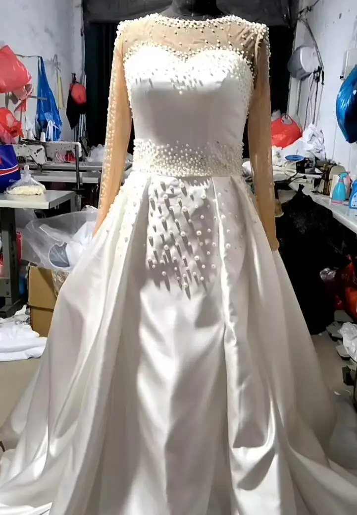 Wholesale Vintage Pearls Bridal Gown atin Beaded Ball Gown Pearls Beaded Princess Wedding Dress,2 Pieces Wholesale Vintage Pearls Bridal Gown atin Beaded Ball Gown Pearls Beaded Princess Wedding Dress,2 Pieces