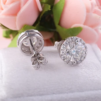 Real diamond 18k white gold stud diamond earrings with 5.5 mm moissanite stones