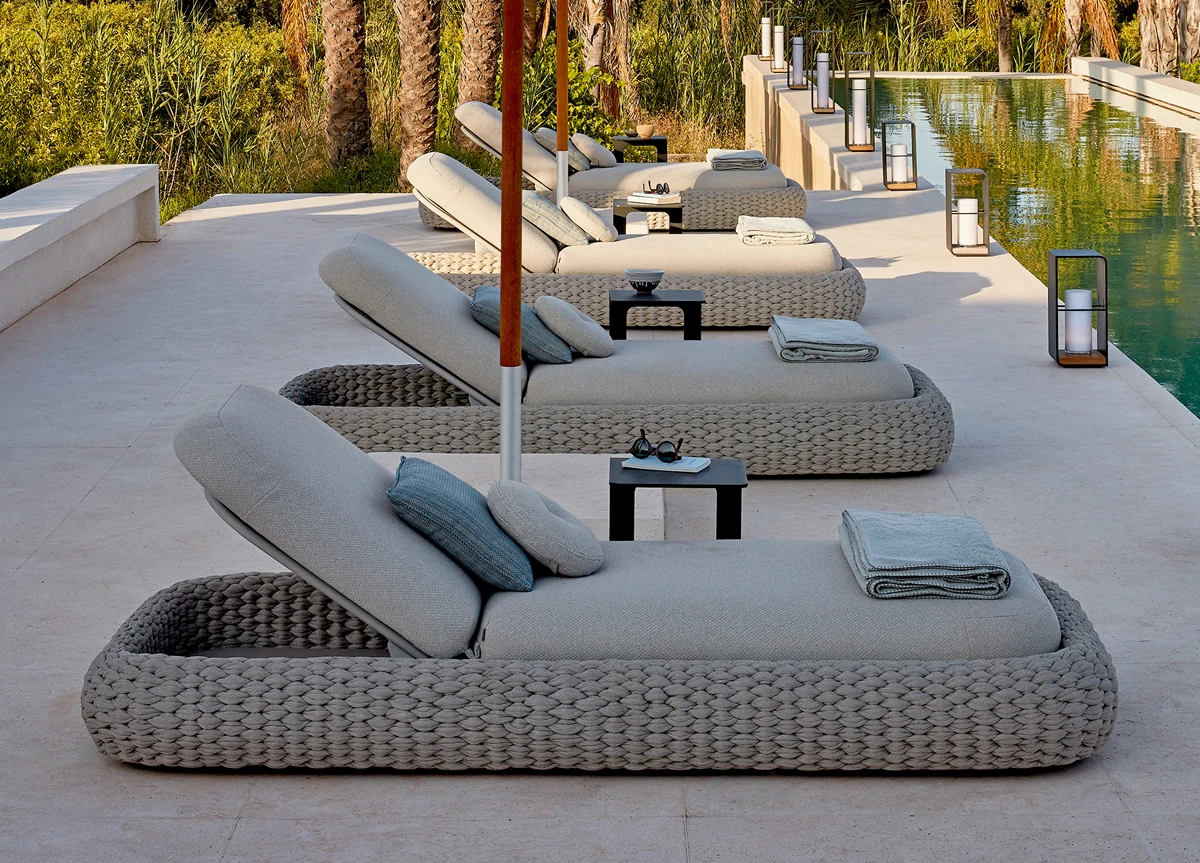 Outside Hotel Lounger Aluminum Frame Sunbed Villa Terrace Rattan Outdoor Pool Sun Lounge Garden Lounge Chair Patio Furniture Set