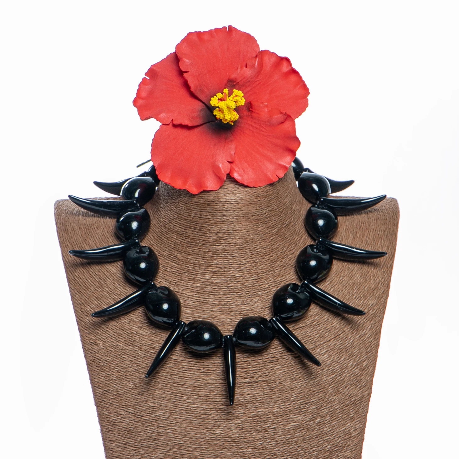 Samoan Artificial Acrylic Ula Nifo Lei Faux Boars Tusks Teeth w Kukui Nut Lei Choker Necklace