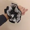 2 Black Lace