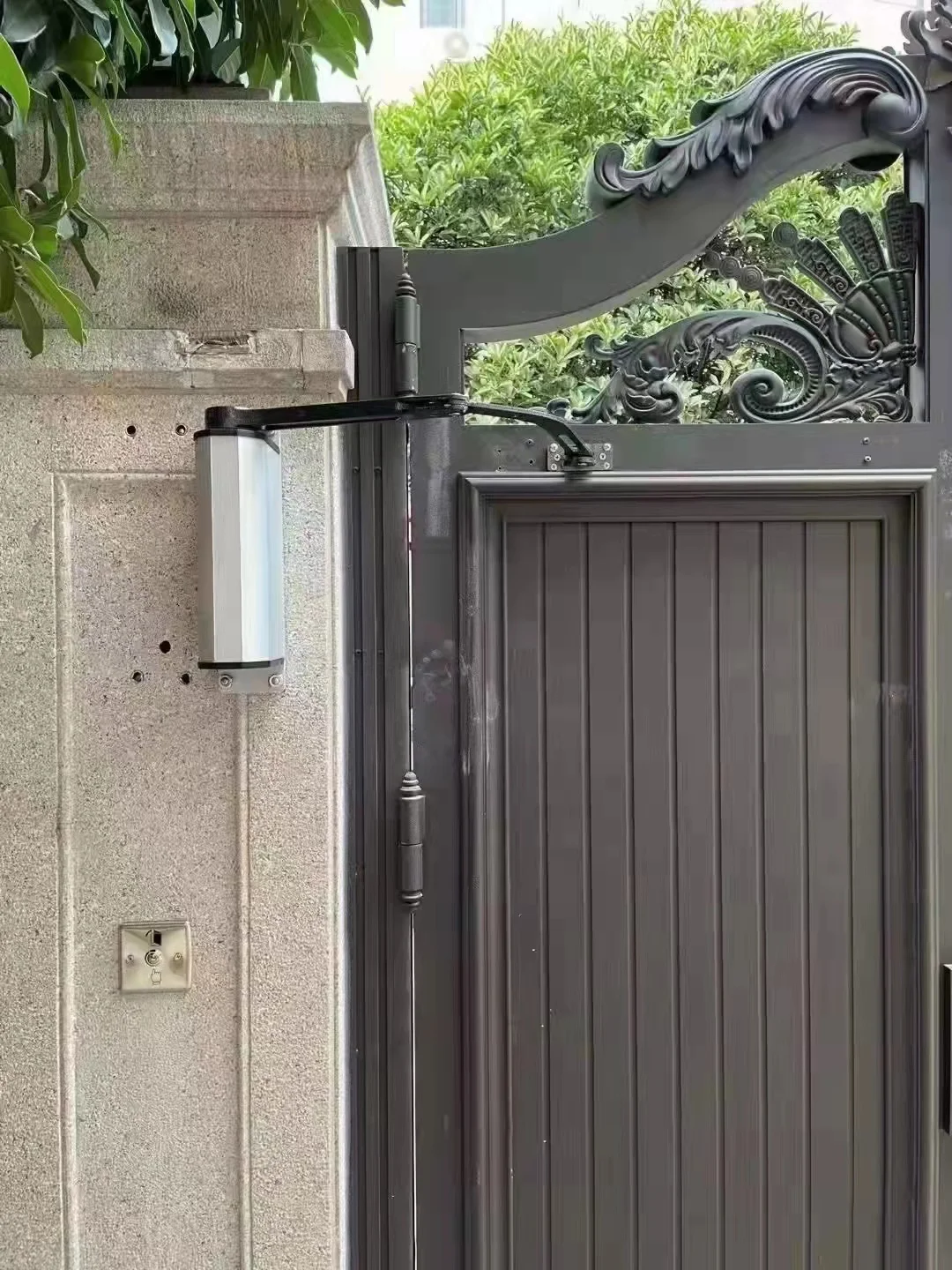 Exclusive Factory Direct Sale Automatic Door Opener Side-mounted 300kg Heavy Duty Swing Gate Motor