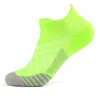 Calcetines verdes para las orejas