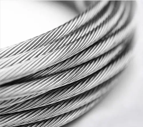 Высококачественный 18 мм оцинкованный стальной трос конкурентоспособная цена строительство SAE1008 Q235 Высокоуглеродистая сталь в комплекте сварка