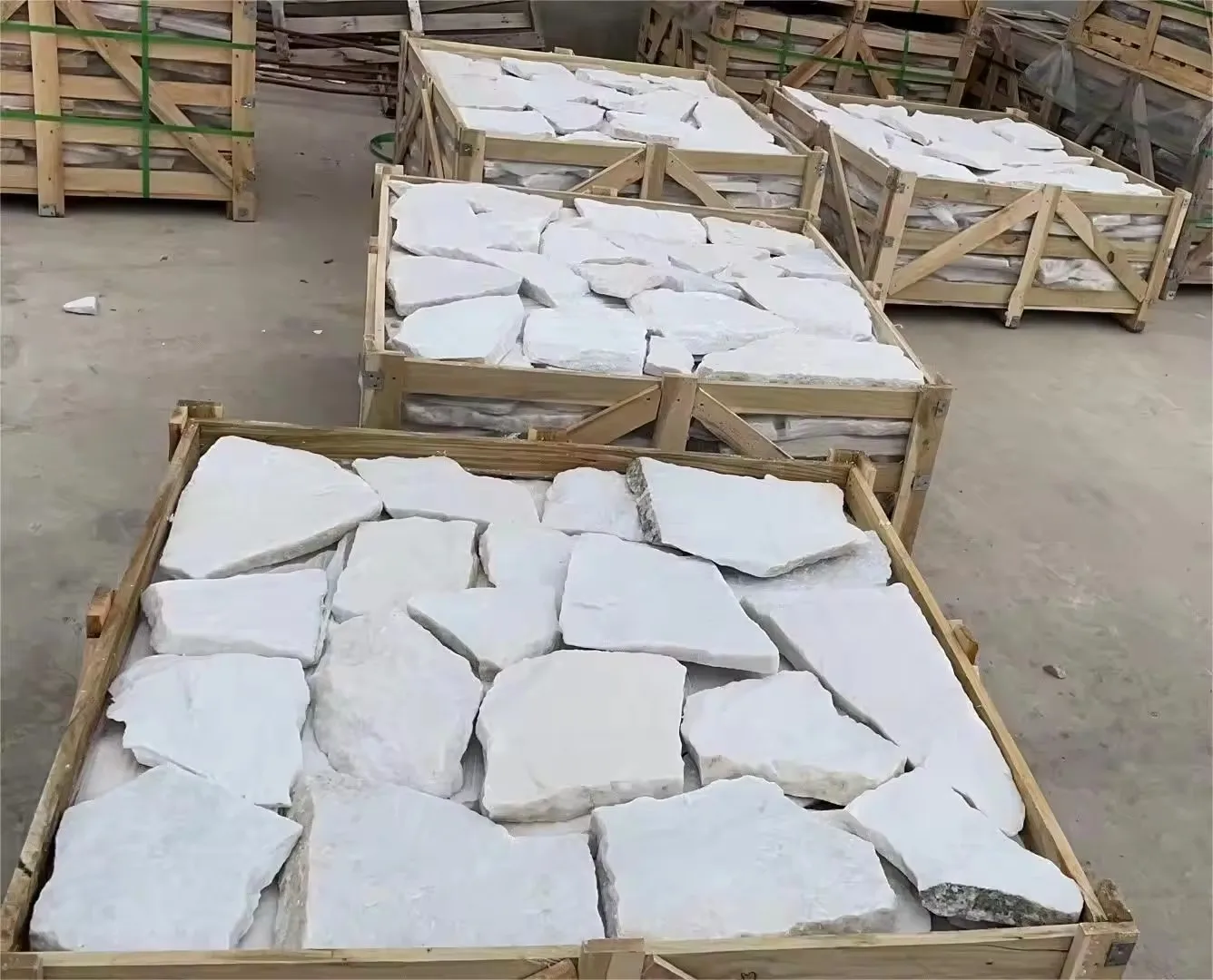 2024  Exterior Natural Wall Cladding Stone White Quartzite Dry Stack Stone Wall Cladding Exterior Stone Veneer