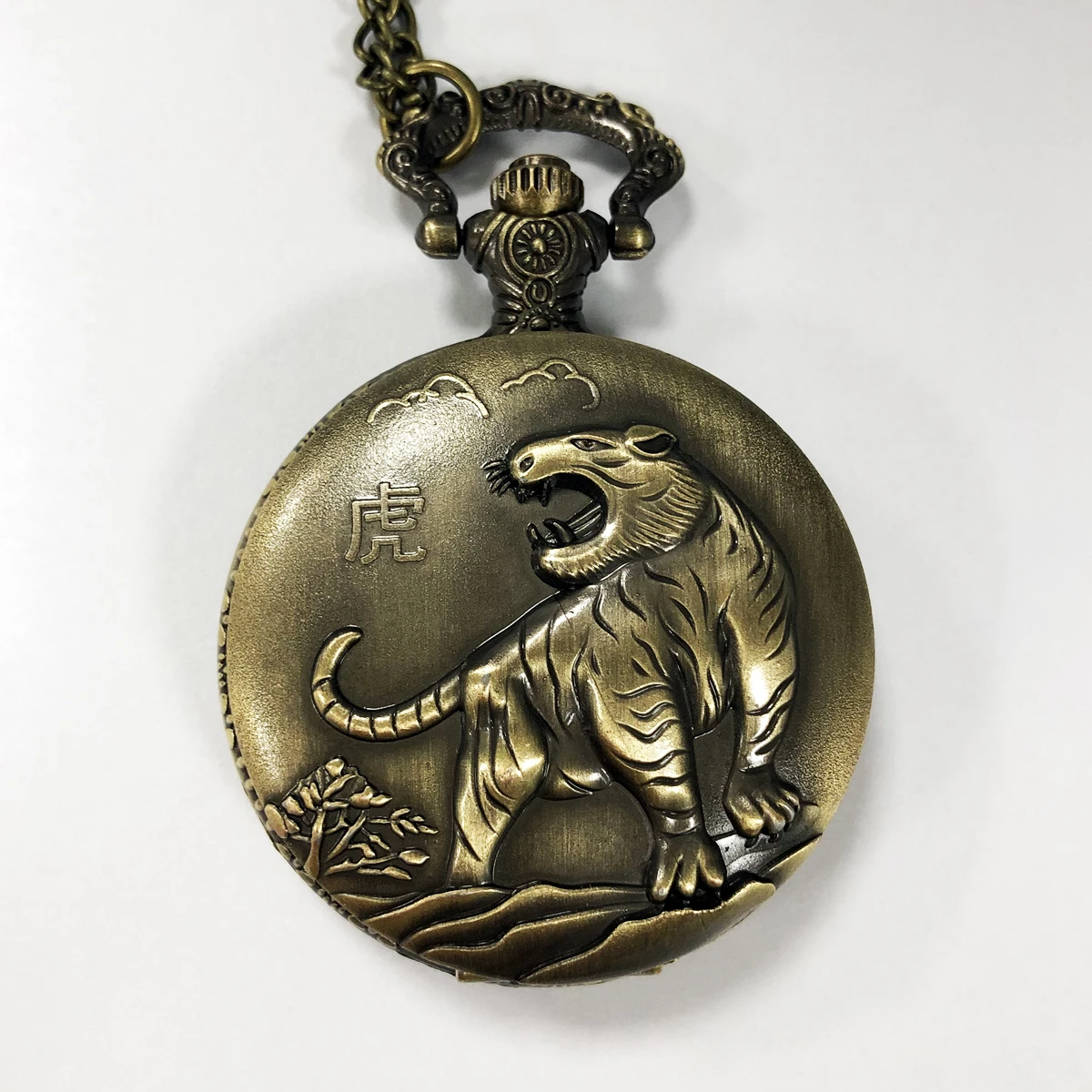 Classic Chinese Zodiac Tiger Pocket Watch - Elegant Bronze Case display picture 2