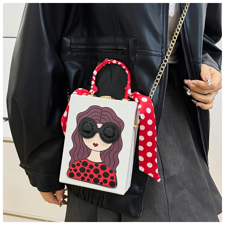 2025 New Fashion Small Square Bag Fashion Popular Glasses Beauty Personality Chain Shoulder Bag
