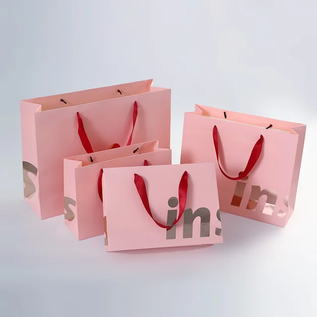 Luxury style  Custom Logo pink Paper Bags With Rope Handle Custom Logo Paper Bag